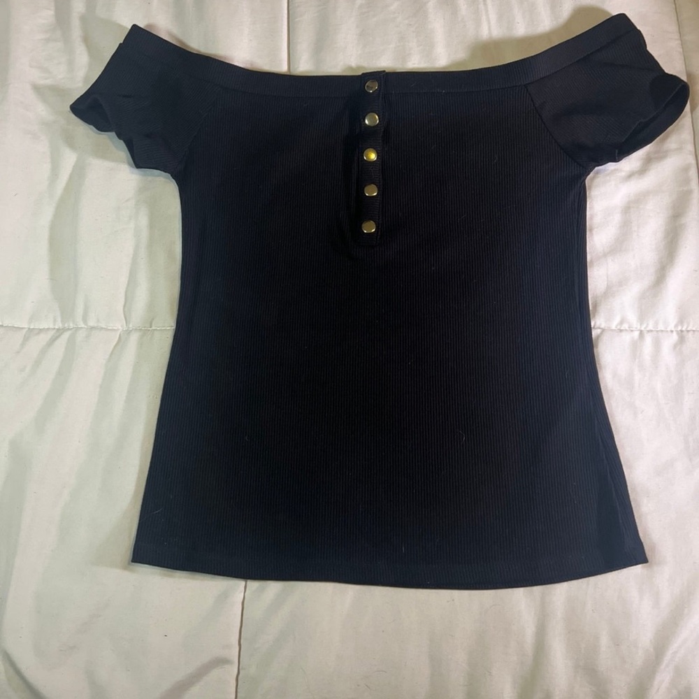 Off Shoulder Tee